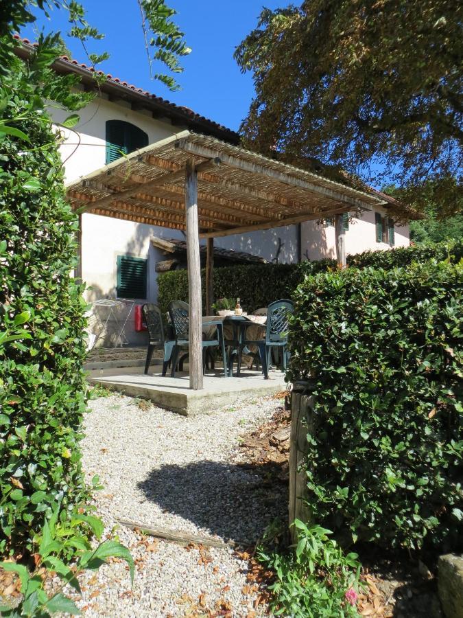 Universal Harmony - Nibbio Farm stay *